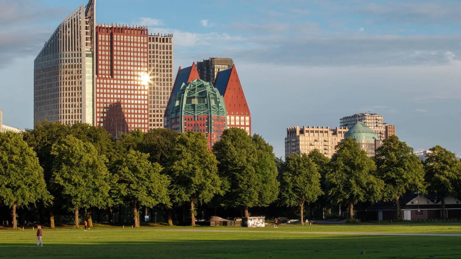 Den Haag onderzoekt als eerste stad ooit leegstandsbelasting: 'Doorbraak tegen woningnood'