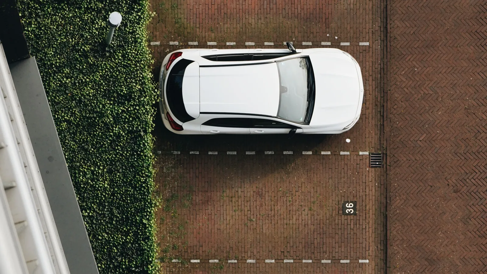 Geen parkeerplek, geen huis. Zo blijft er leegstand